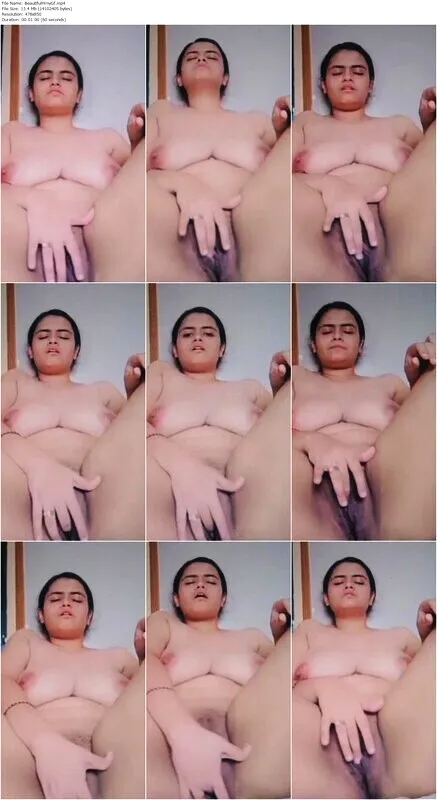 Beautiful Horny Girl Fully Nude Fingering Her Pussy