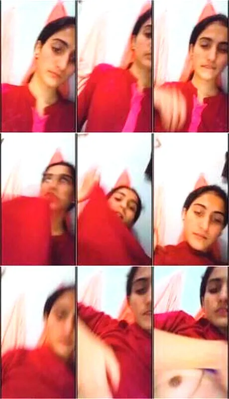 Cute Girl Showing Her Boobs