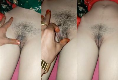 Desi girl sex with man samples his wife's cock.