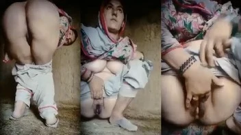 Cum Flashing Boobs Pussy and Ass