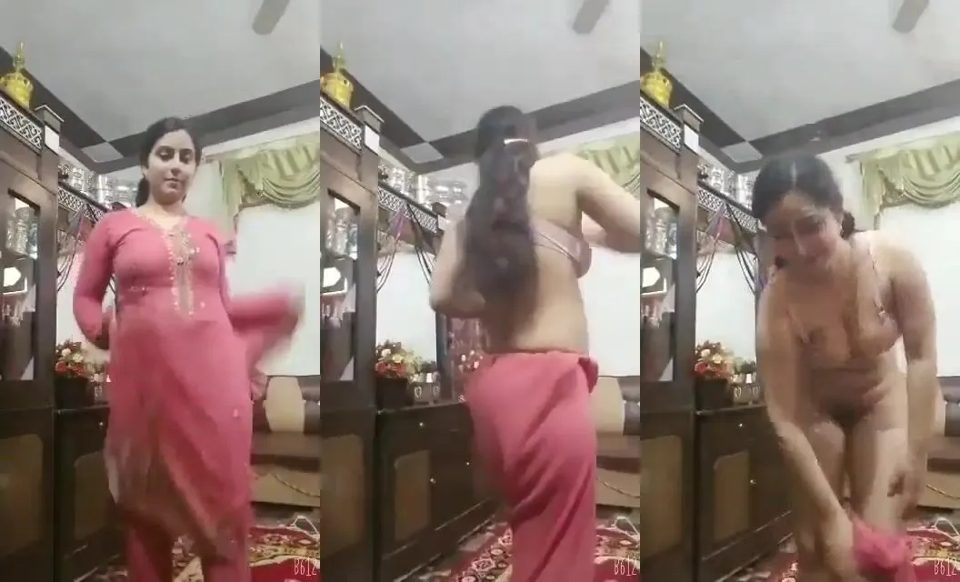 Xxx video hindi Fingering in Hot Desi Nude Selfie